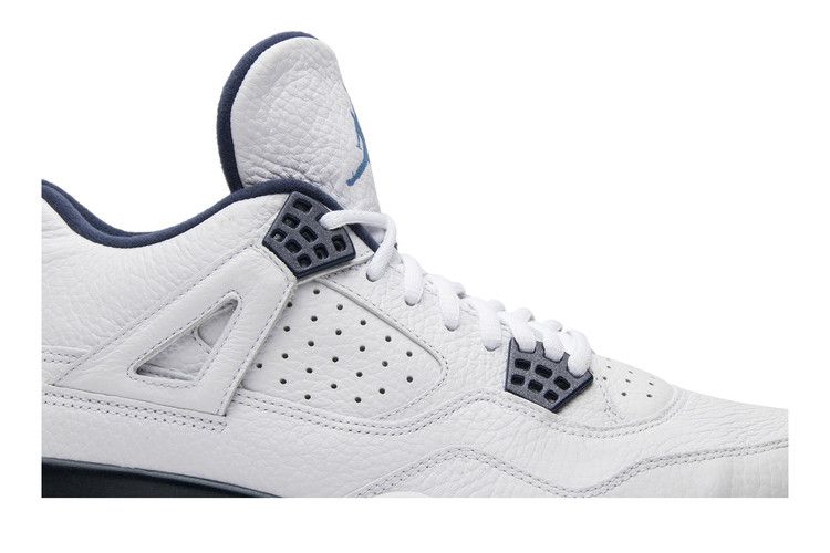 Jordan 4 Retro Columbia (2015)
