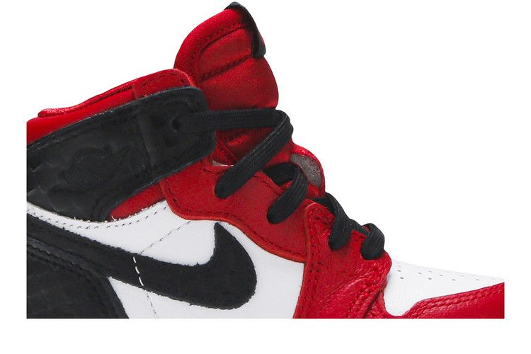 Jordan 1 Retro High Satin Snake Chicago (TD)