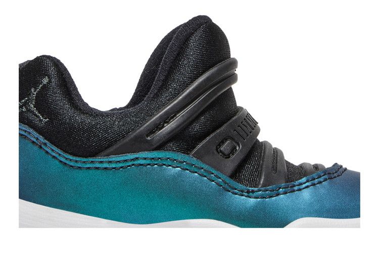 Jordan 11 Retro Little Flex Black Iridescent (TD)