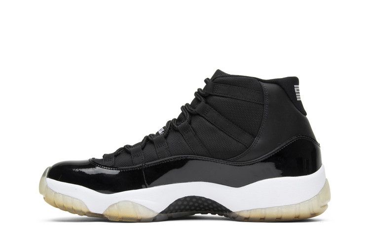 Jordan 11 Retro Space Jam (2009)