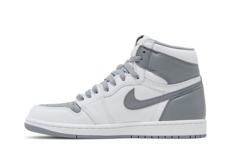 Jordan 1 Retro High OG Stealth