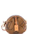 Boite Chapeau Souple Bag Reverse Monogram Giant