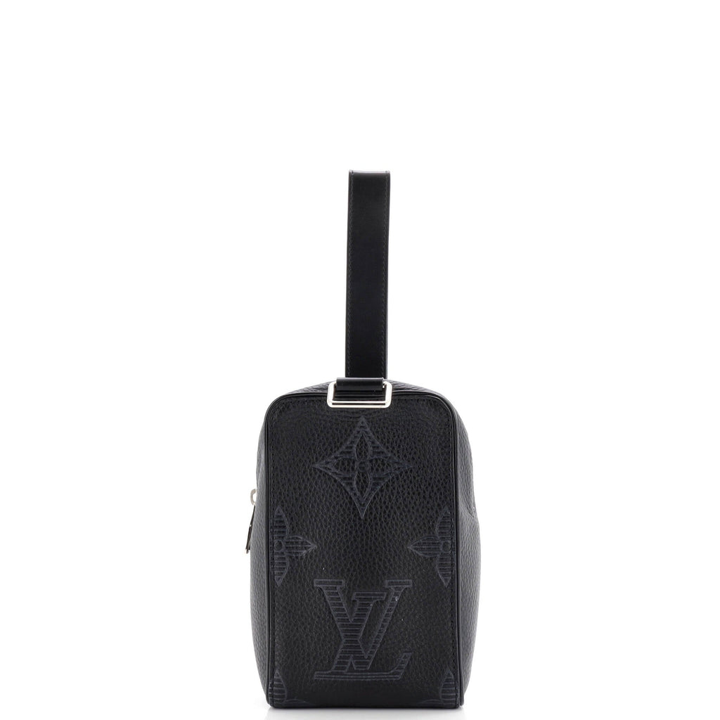 Wash Pouch Monogram Shadow Giant Taurillon Leather