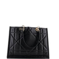 Essential Tote Archicannage Quilt Calfskin Medium