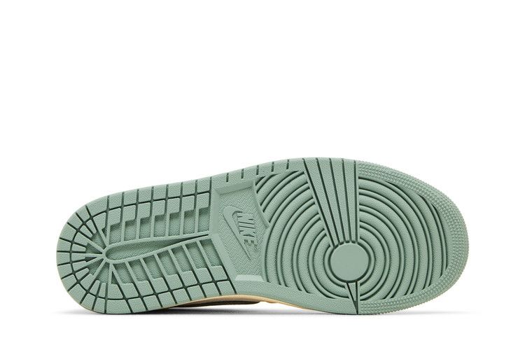 Jordan 1 High Method of Make Jade Smoke (Women's)