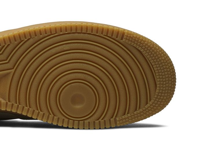 Nike Air Force 1 Low Gore-Tex Team Gold Khaki