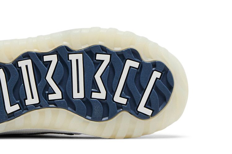 Jordan 11 Retro Low Diffused Blue (TD)