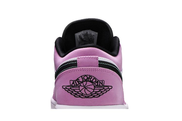 Jordan 1 Low SE Violet Shock White Black