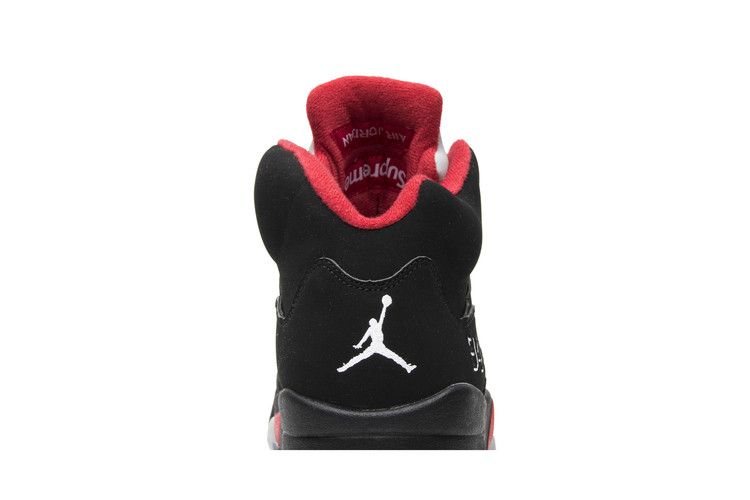 Jordan 5 Retro Supreme Black