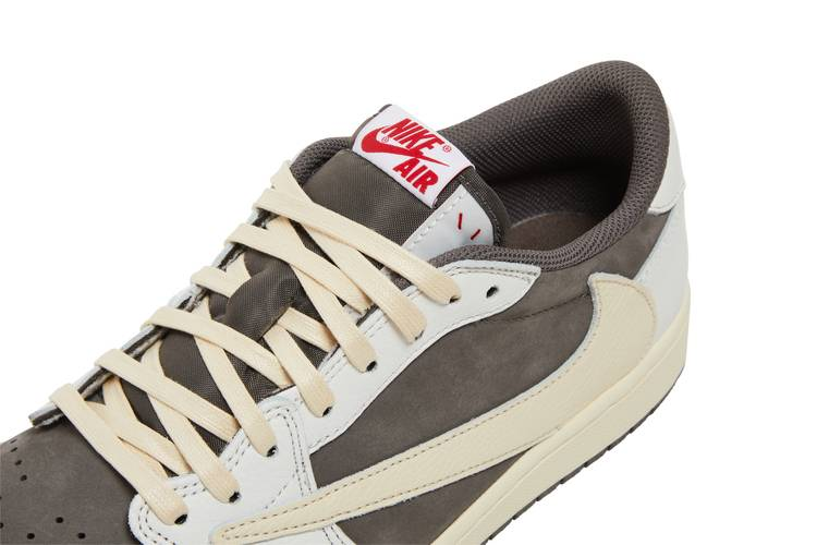 Jordan 1 Retro Low OG SP Travis Scott Reverse Mocha